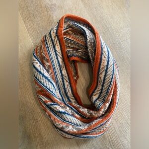 Toad and Co Ridgely wool infinity scarf. Only worn once - like new!